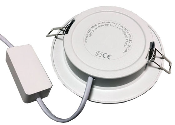 회의실은 외부로 호리호리한 둥근 패널 Downlight 광속 각 100도 운전사를 지도했습니다