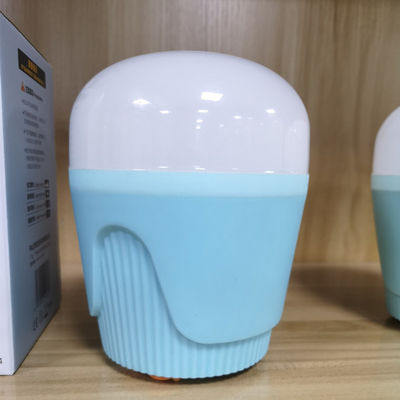 캠프 및 실내 사용을 위한 50w ~ 200w 태양열 충전식 전구